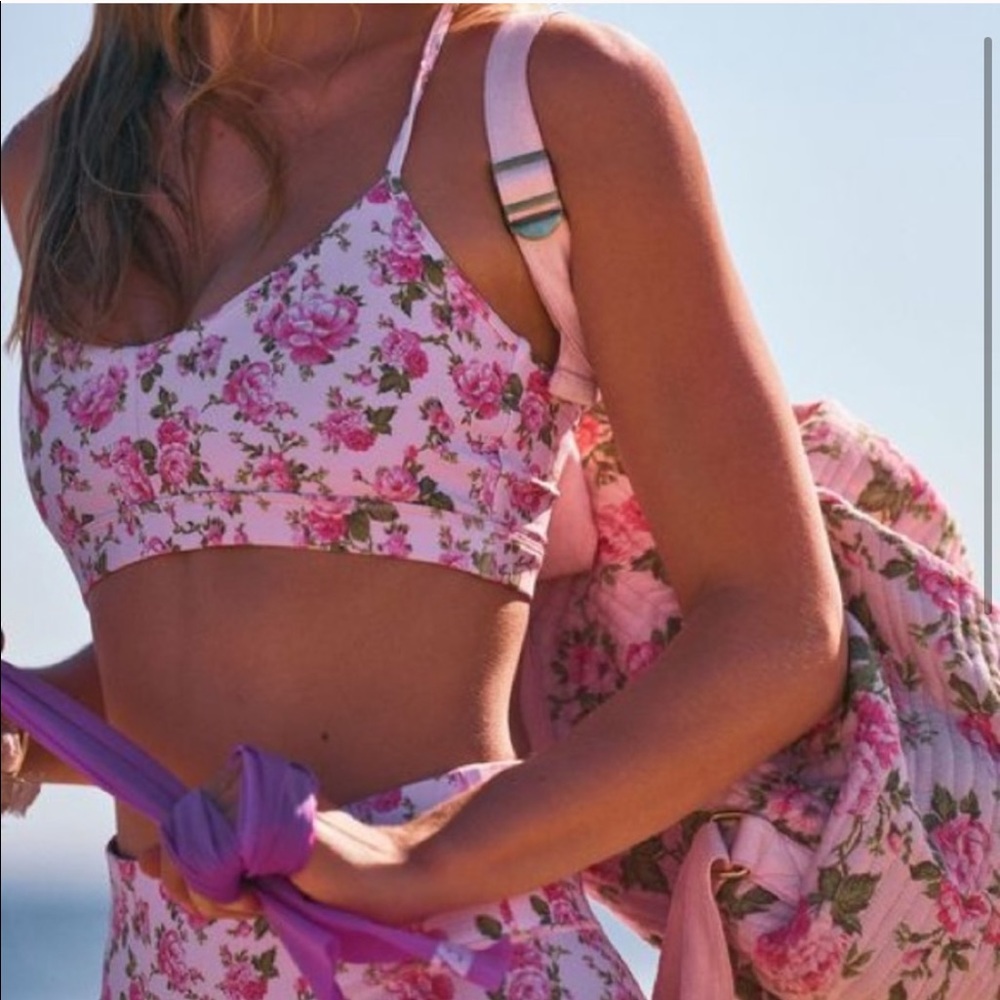 NWT Loveshackfancy x Bandier sports bra